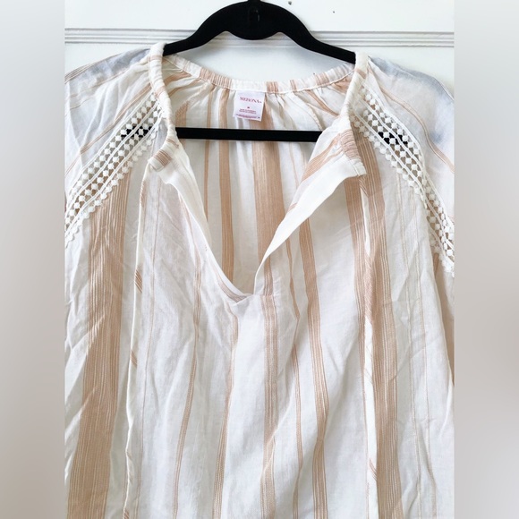 Boho tunic/coverup with crochet detail - Picture 2 of 5